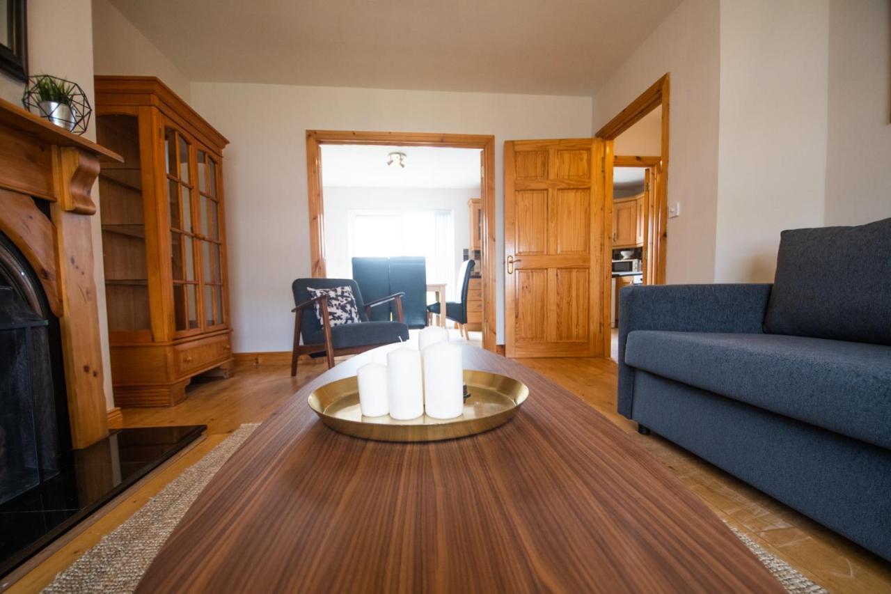 Beautiful Three Bedroom Home In 班多伦 外观 照片